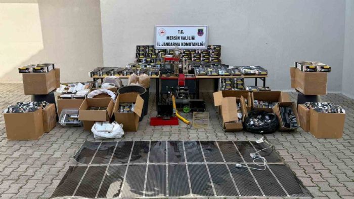 Bozyaz��da ka�ak sigara �retimi yapan ��pheli g�zalt�na al�nd�