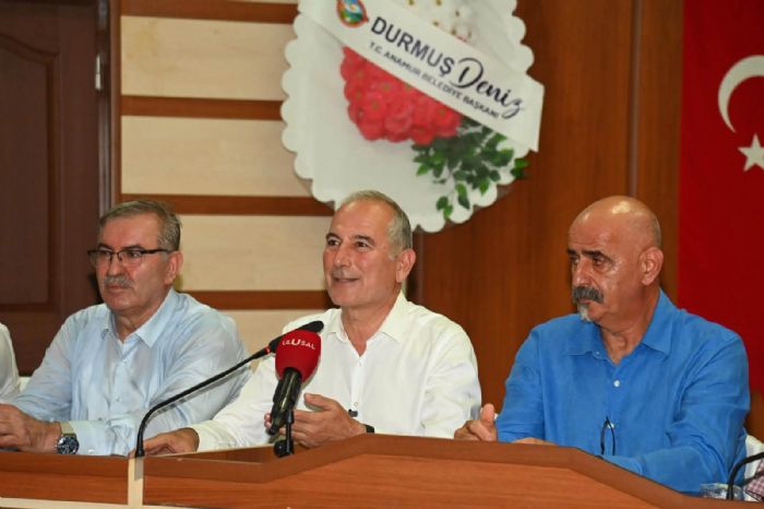 Muz �reticileri Anamur�da bulu�tu: Yerli �retimin korunmas� i�in ortak �a�r�