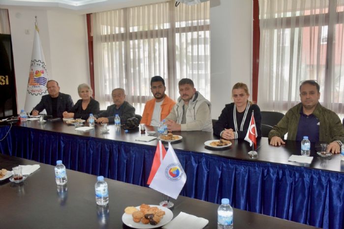 Dmd Savas Kuzeyhann anne ve babasndan ar var: Evladmz iin zaman daralyor