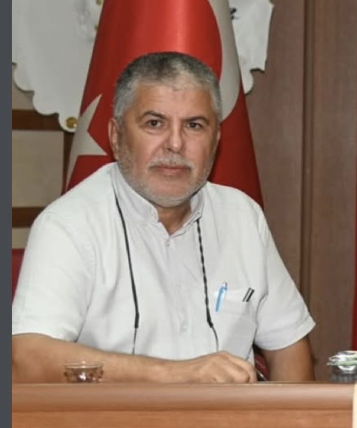 Anamur Belediyespor Ba�kan� Esat �bret G�revinden Ayr�ld�