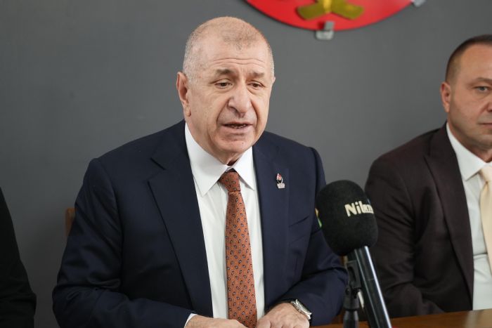 mit zda Mersinde Basn Aklamasnda Bulundu