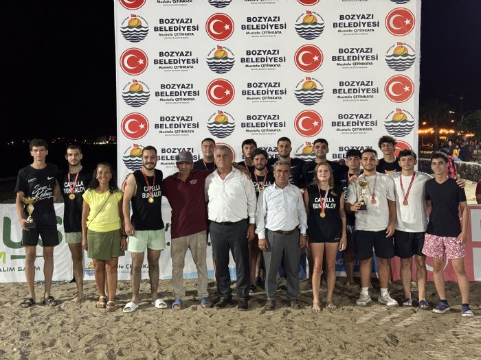 BOZYAZI�NDA PLAJ VOLEYBOLU HEYECANI F�NALLE TA�LANDI