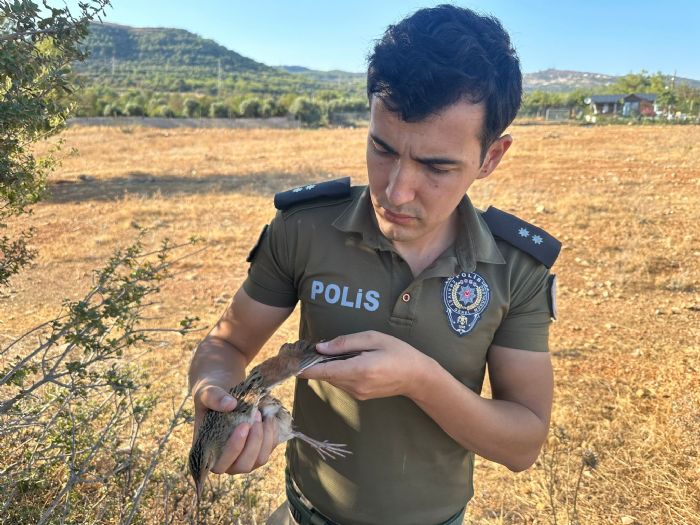 Klavuz bldrcnn polis kurtard