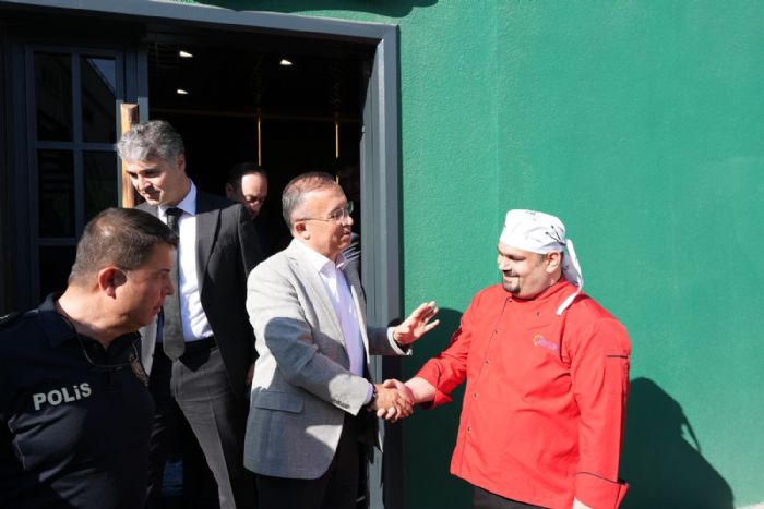 VAL KEMAL EPERDEN MRYILDIZ MADENCLNE ZYARET VE DENZ ZAYDINA TEEKKR